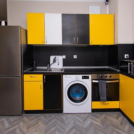 The Yellow Appartment Sofia Exterior foto