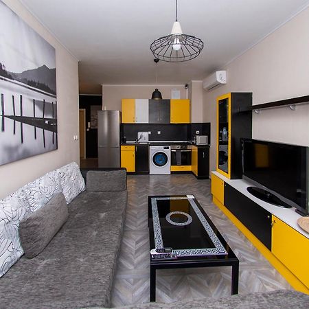 The Yellow Appartment Sofia Exterior foto